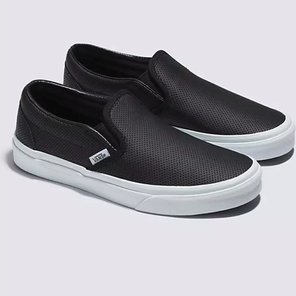 VANS SLIP-ON PERF LEATHER SHOE